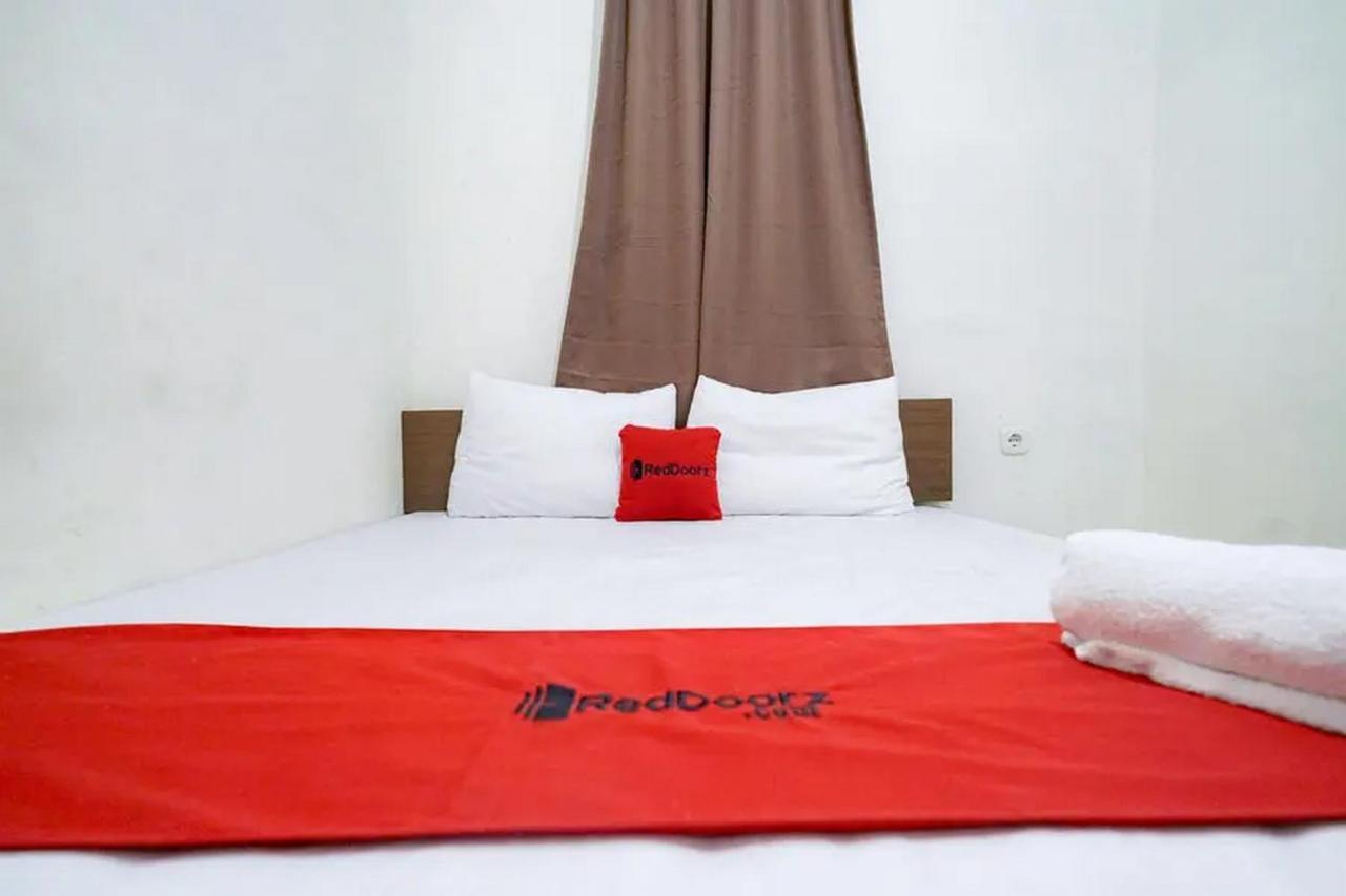 Reddoorz Near Ekowisata Mangrove Belawan Hotel Ngoại thất bức ảnh