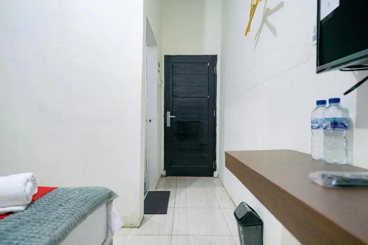 Reddoorz Near Ekowisata Mangrove Belawan Hotel Ngoại thất bức ảnh